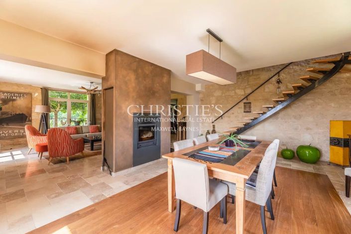 Image No.22-7 Bed House for sale