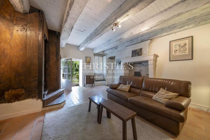 Image No.15-6 Bed House for sale