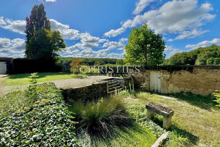 Image No.44-6 Bed House for sale