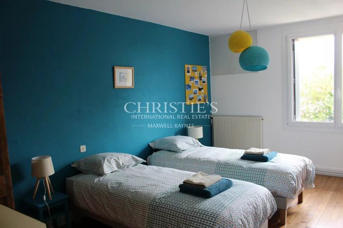 Image No.4-4 Bed House for sale