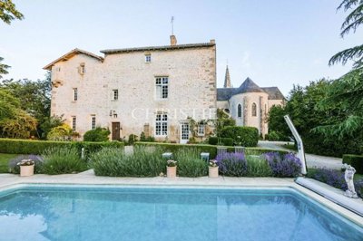 11 Bed House for sale