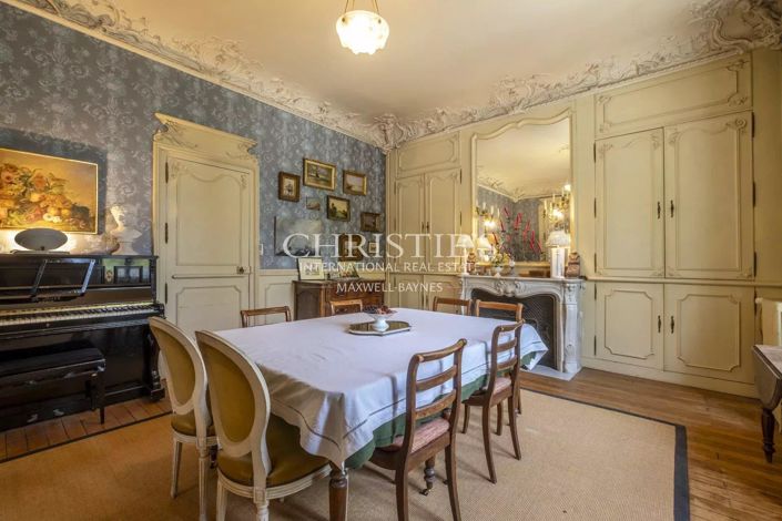 Image No.10-7 Bed House for sale