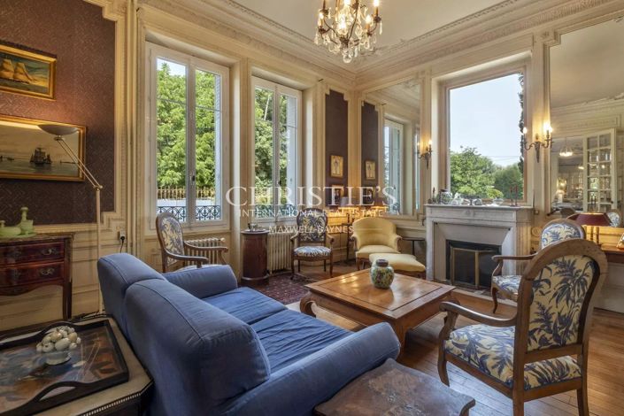 Image No.11-7 Bed House for sale