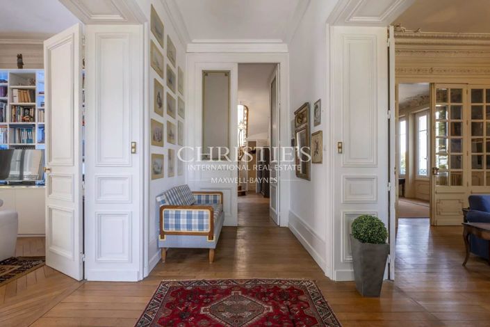 Image No.12-7 Bed House for sale