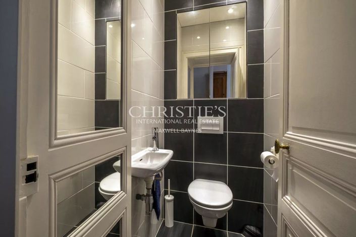 Image No.15-7 Bed House for sale