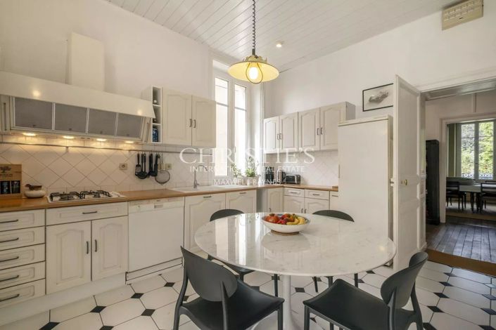 Image No.17-7 Bed House for sale