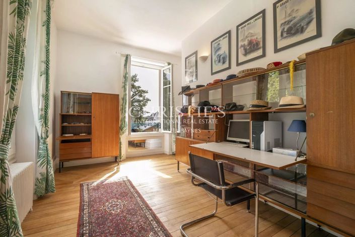 Image No.25-7 Bed House for sale