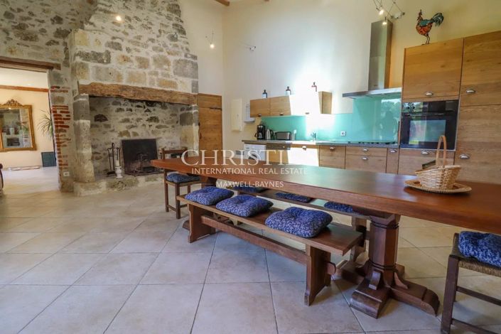 Image No.15-9 Bed House for sale