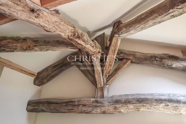 Image No.21-9 Bed House for sale