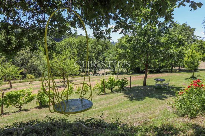 Image No.6-9 Bed House for sale