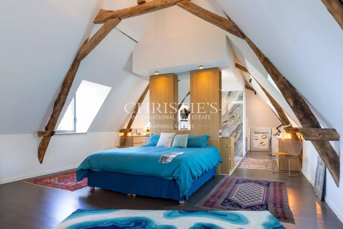 Image No.18-4 Bed House for sale