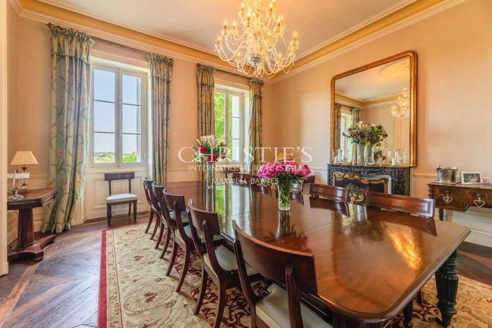 Image No.14-7 Bed House for sale