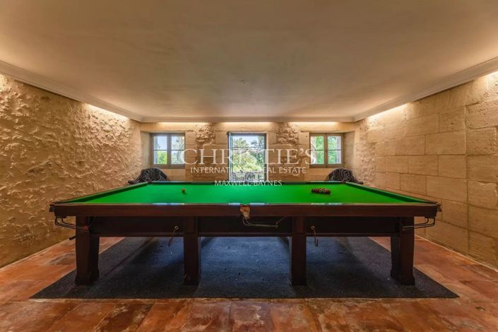 Image No.21-7 Bed House for sale