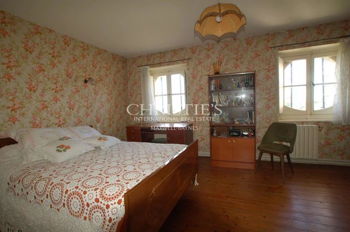 Image No.7-House for sale