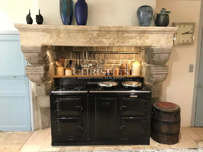 Image No.15-7 Bed House for sale