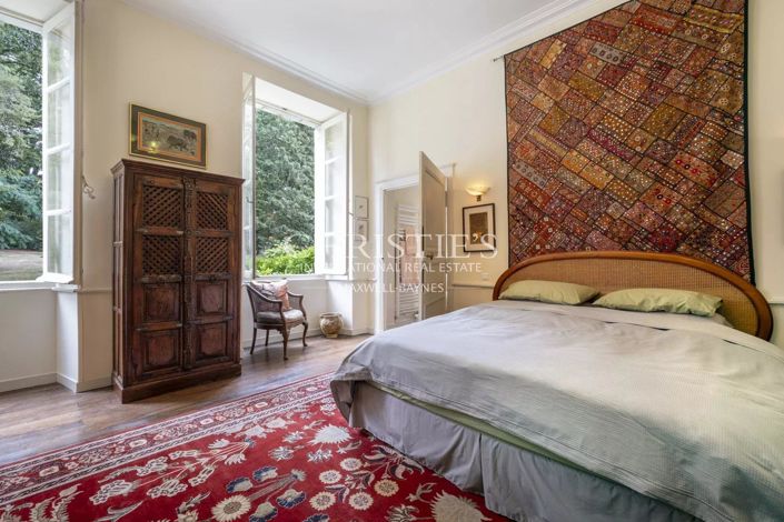 Image No.18-7 Bed House for sale