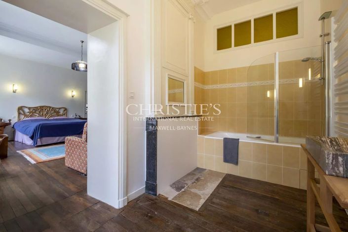 Image No.22-7 Bed House for sale