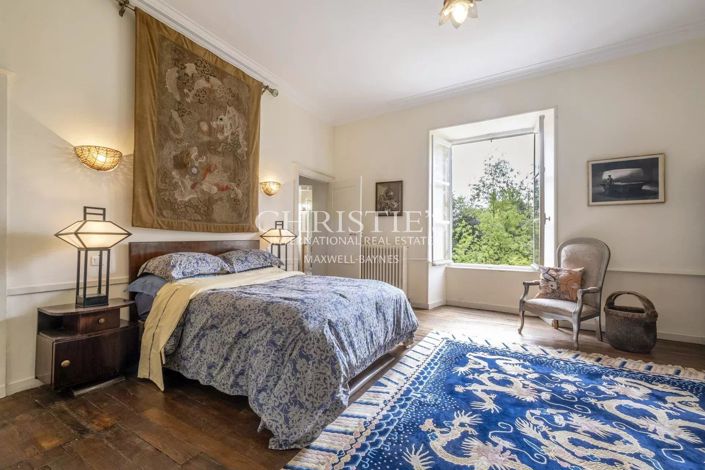 Image No.23-7 Bed House for sale