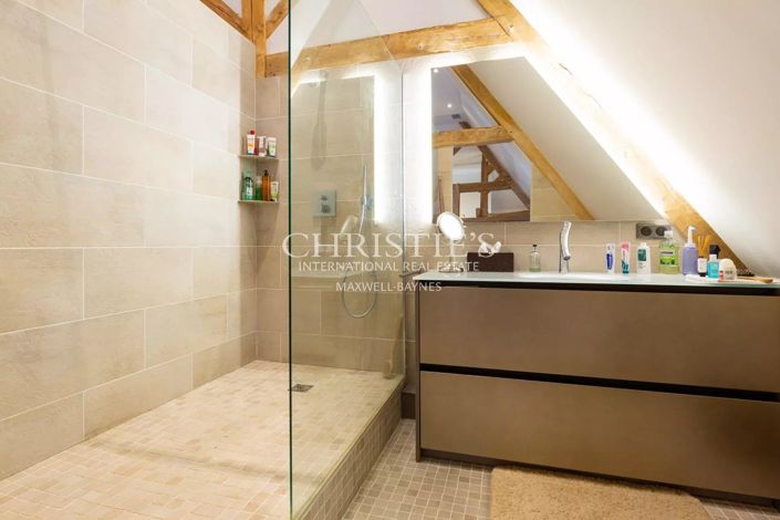 Image No.19-Maison de 6 chambres à vendre à Saint-Cyprien