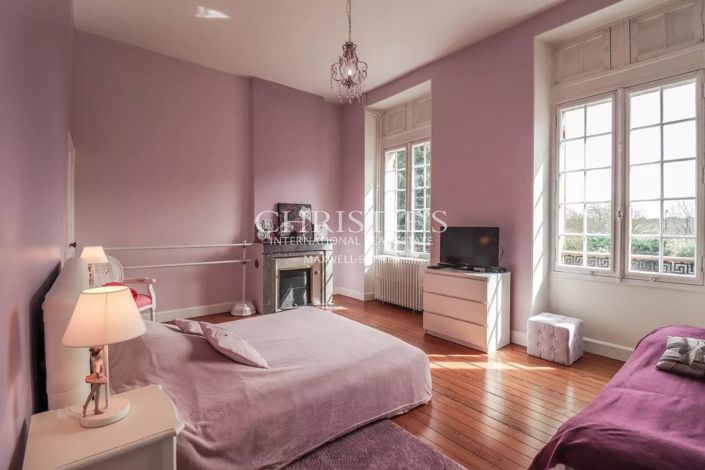 Image No.18-9 Bed House for sale