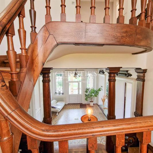 Image No.3-9 Bed House for sale