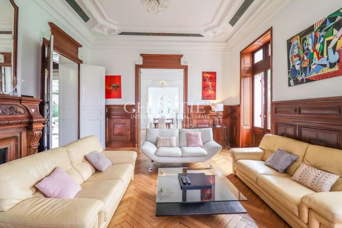 Image No.4-9 Bed House for sale