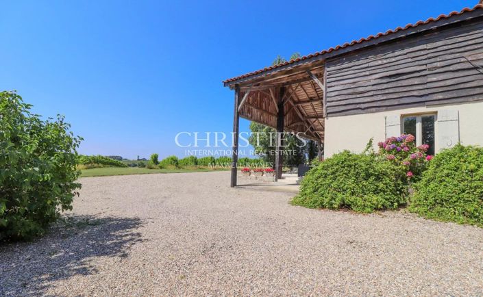 Image No.12-5 Bed House for sale