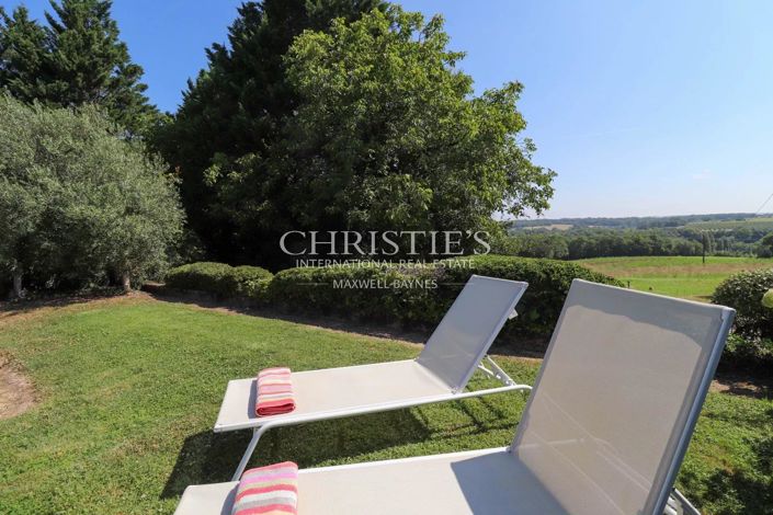 Image No.9-5 Bed House for sale