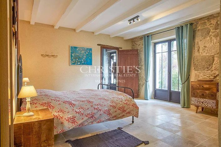 Image No.14-5 Bed House for sale