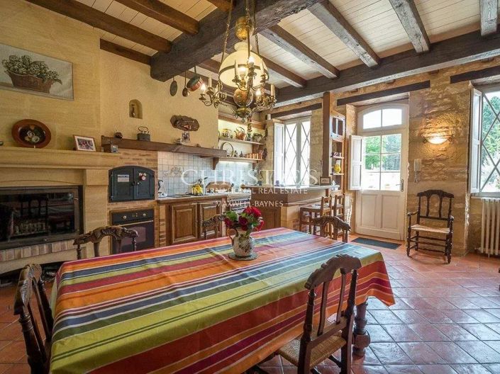 Image No.8-6 Bed House for sale