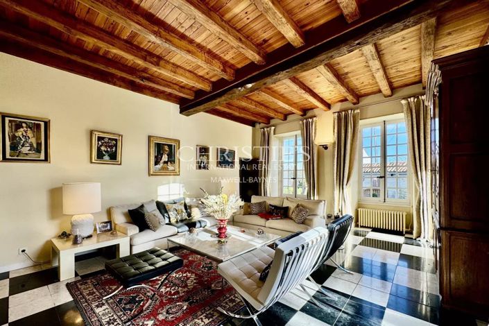 Image No.12-5 Bed House for sale