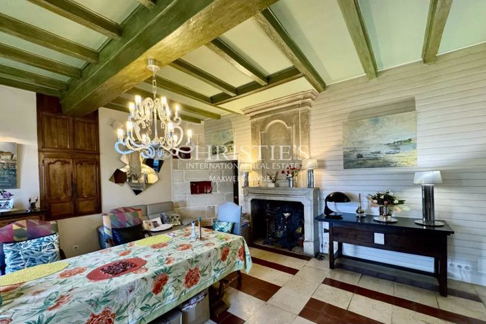 Image No.18-5 Bed House for sale