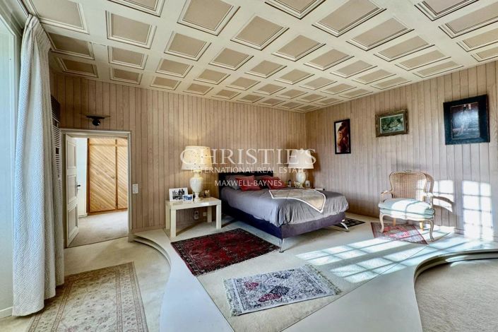 Image No.22-5 Bed House for sale