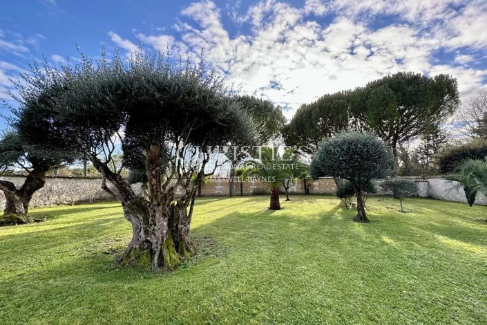 Image No.29-5 Bed House for sale