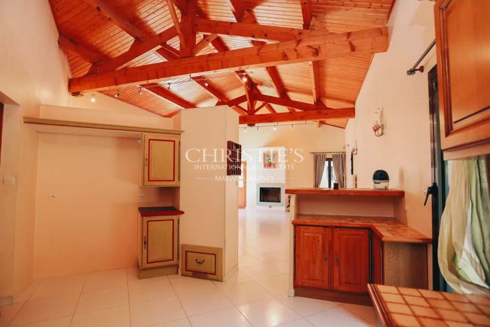 Image No.6-4 Bed House for sale