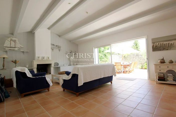 Image No.3-4 Bed House for sale