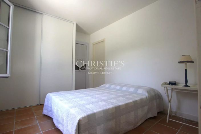 Image No.7-4 Bed House for sale