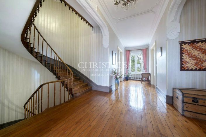 Image No.4-6 Bed House for sale