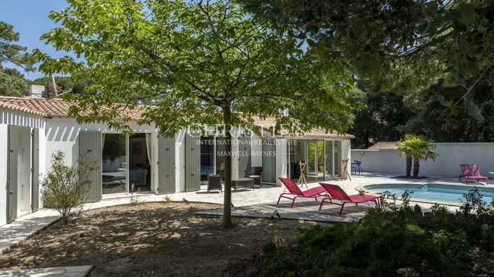 Image No.3-4 Bed House for sale