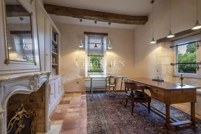 Image No.22-8 Bed House for sale