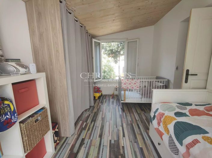 Image No.13-4 Bed House for sale