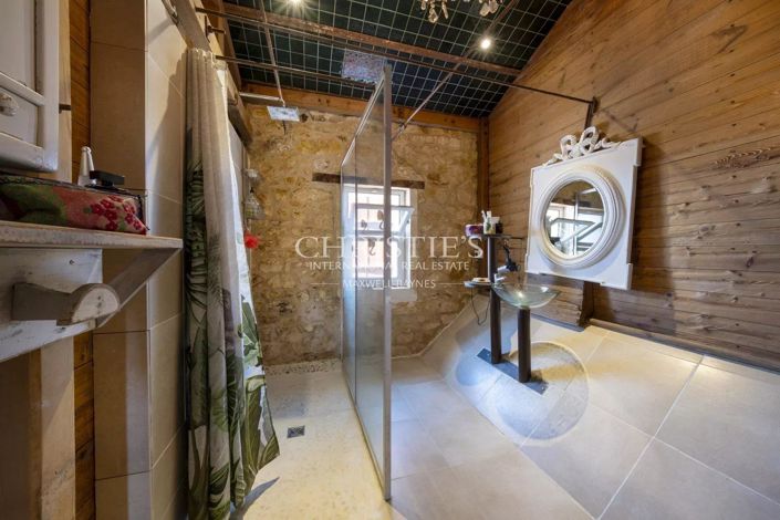 Image No.16-House for sale