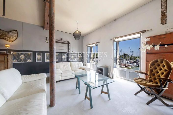 Image No.33-House for sale