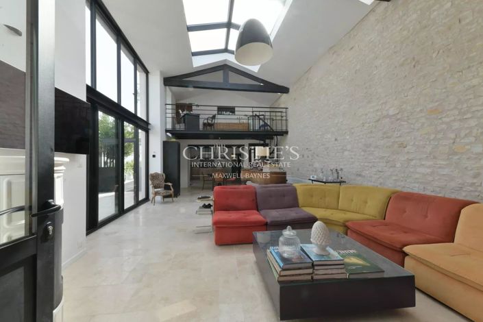 Image No.19-5 Bed House for sale