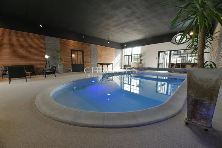 Image No.2-5 Bed House for sale