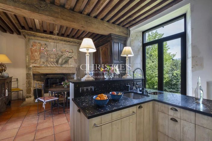 Image No.12-9 Bed House for sale