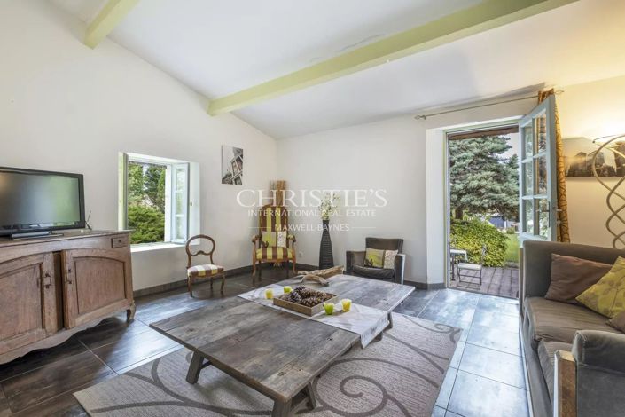 Image No.23-9 Bed House for sale