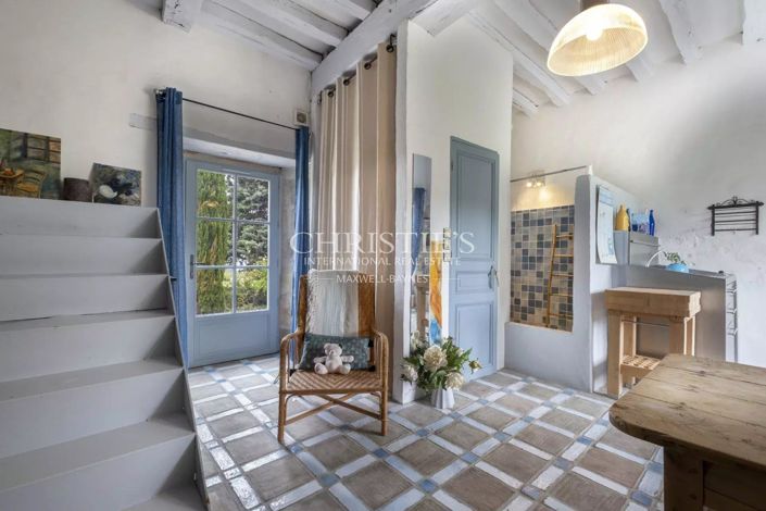 Image No.25-9 Bed House for sale