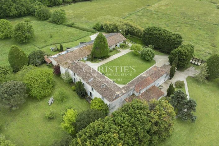 Image No.27-9 Bed House for sale