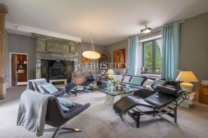 Image No.3-9 Bed House for sale